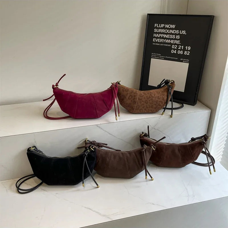 Dumpling-shaped Croissant Shoulder Bag - Texture Versatile Velvet Zipper Handbag