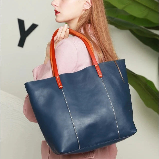 Large Capacity Leather Women's Tote Bag - Scraften