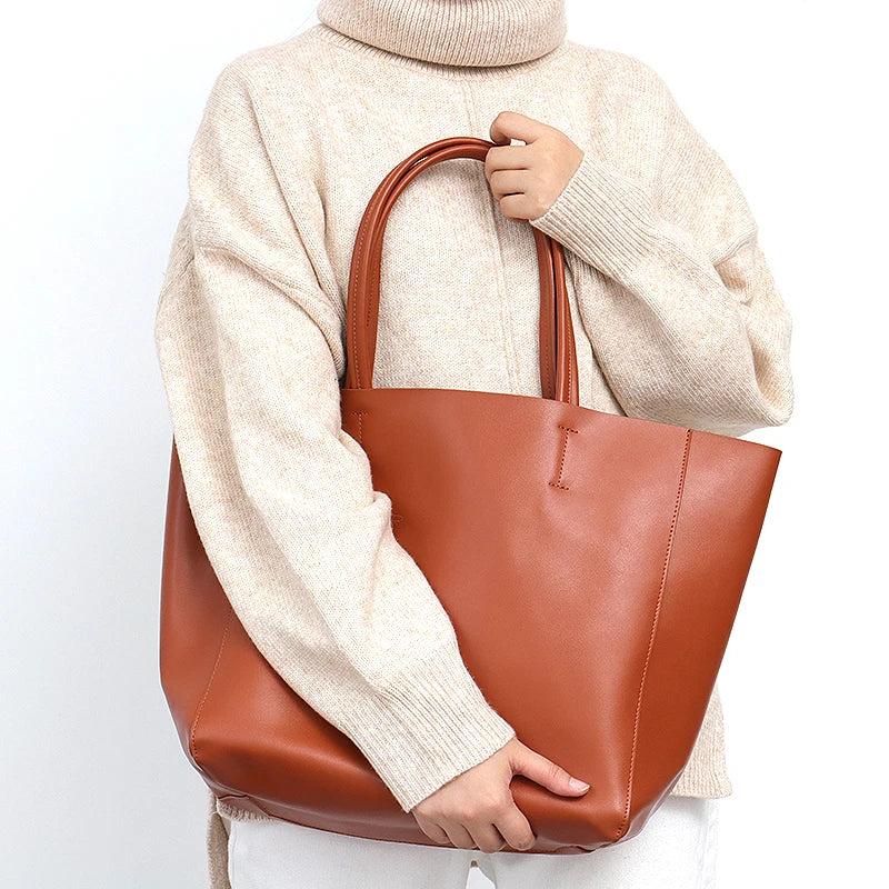 Large Capacity Women's Fashionable Real Leather Tote Bag - Scraften