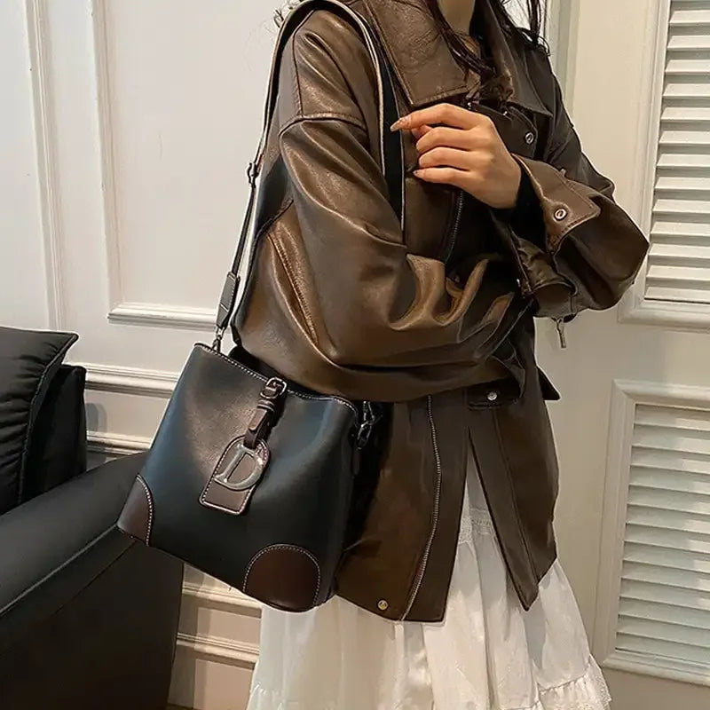Women's Luxury Travel Tote – Retro Textured Bucket Shoulder & Crossbody Bag