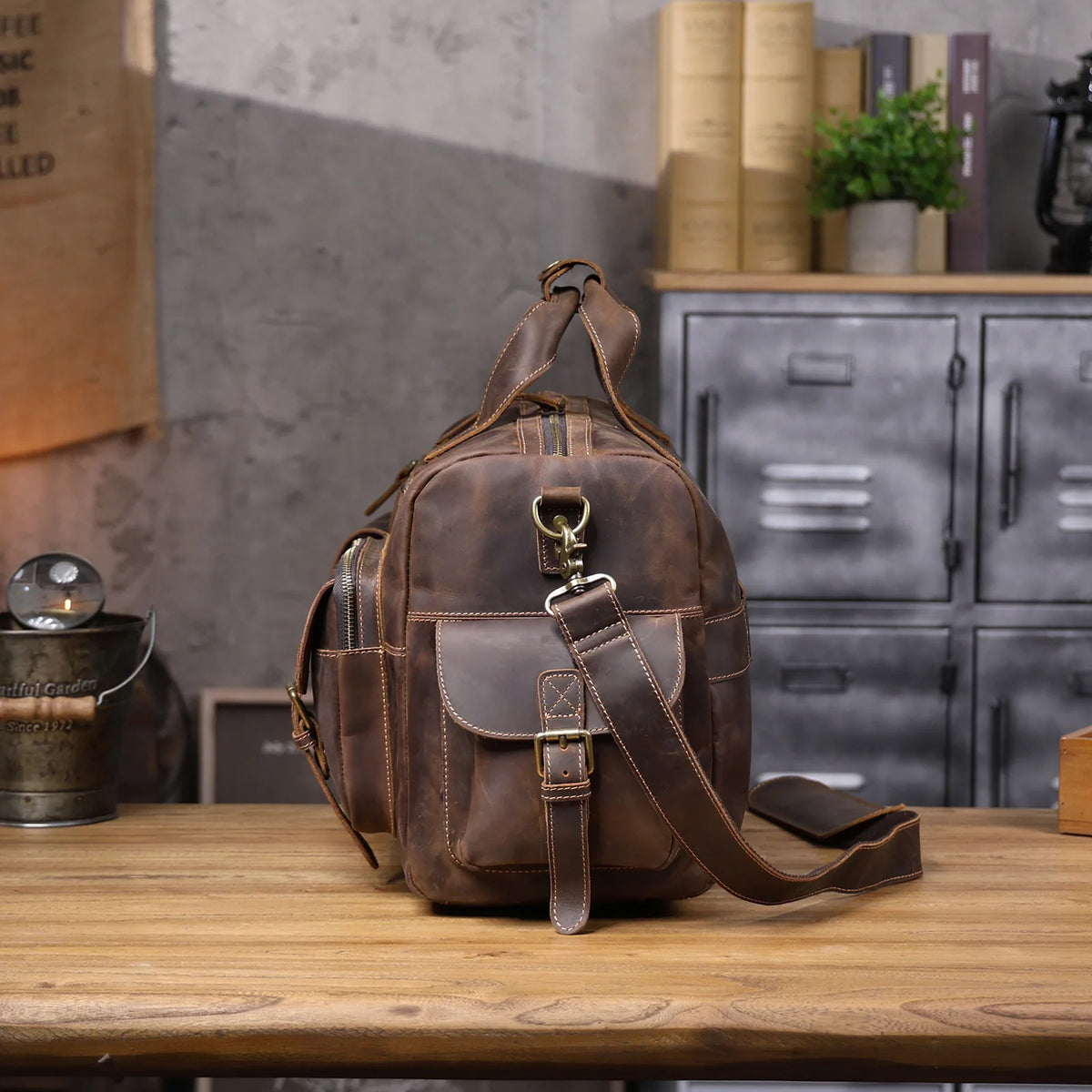 Vintage Full Grain Cowhide Leather Duffle Bag – Men's Multi-Pocket Travel Weekender