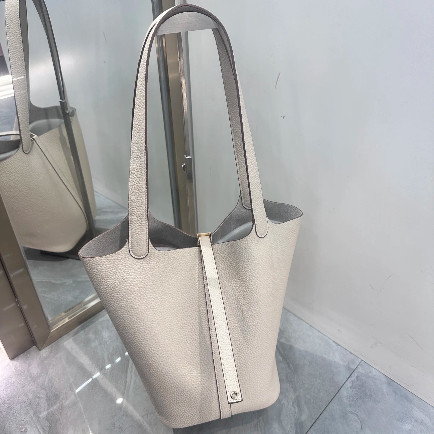 Women's Genuine Leather Luxury Shoulder Bag - Lightweight Large Capacity Bags