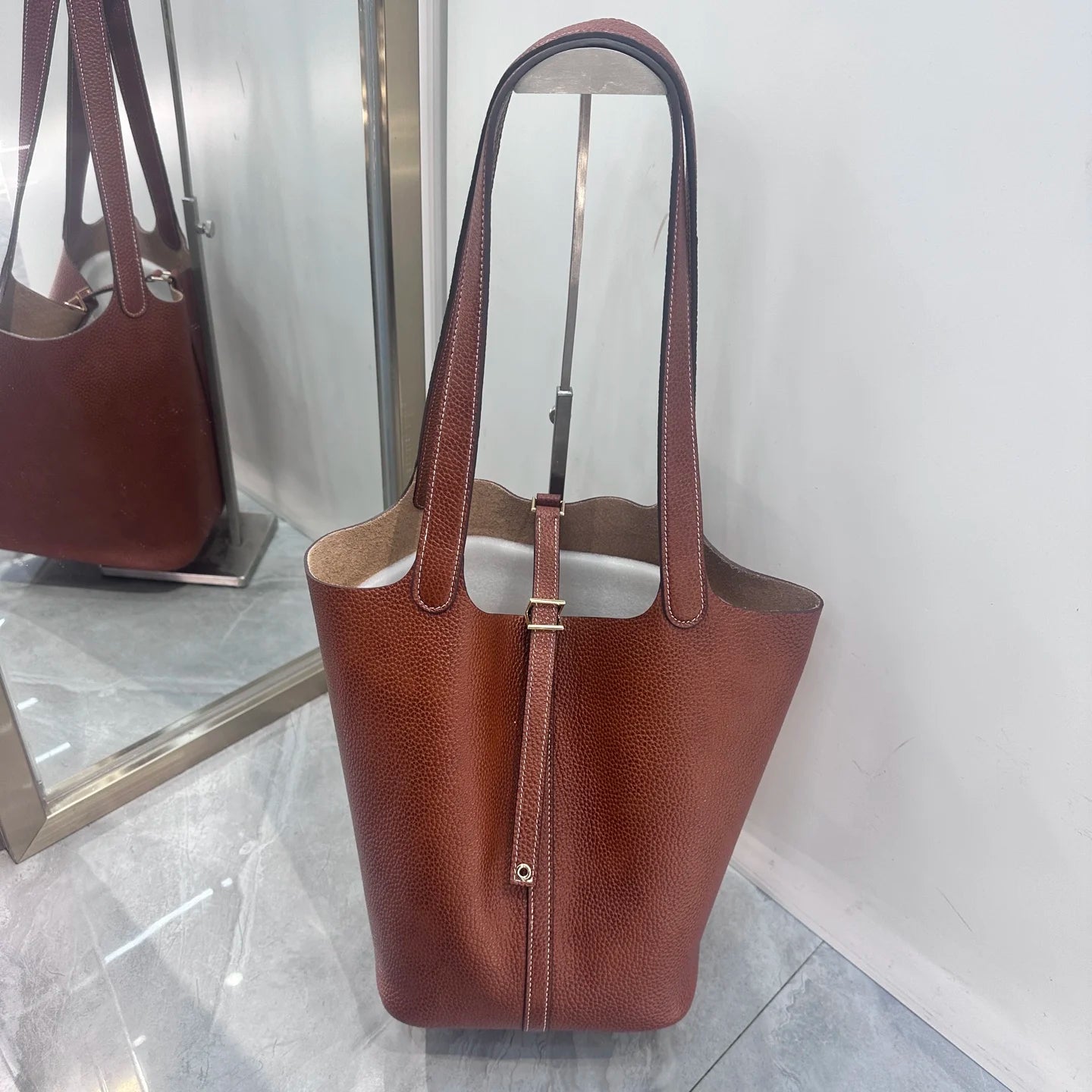 Women's Genuine Leather Luxury Shoulder Bag - Lightweight Large Capacity Bags