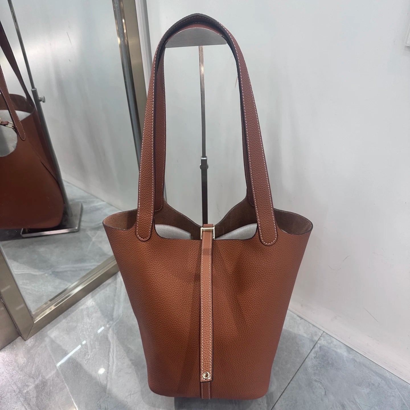 Women's Genuine Leather Luxury Shoulder Bag - Lightweight Large Capacity Bags
