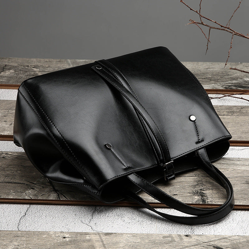 Luxury Retro Women's Hand-carrying Bag - Modern Leather Style Handbag