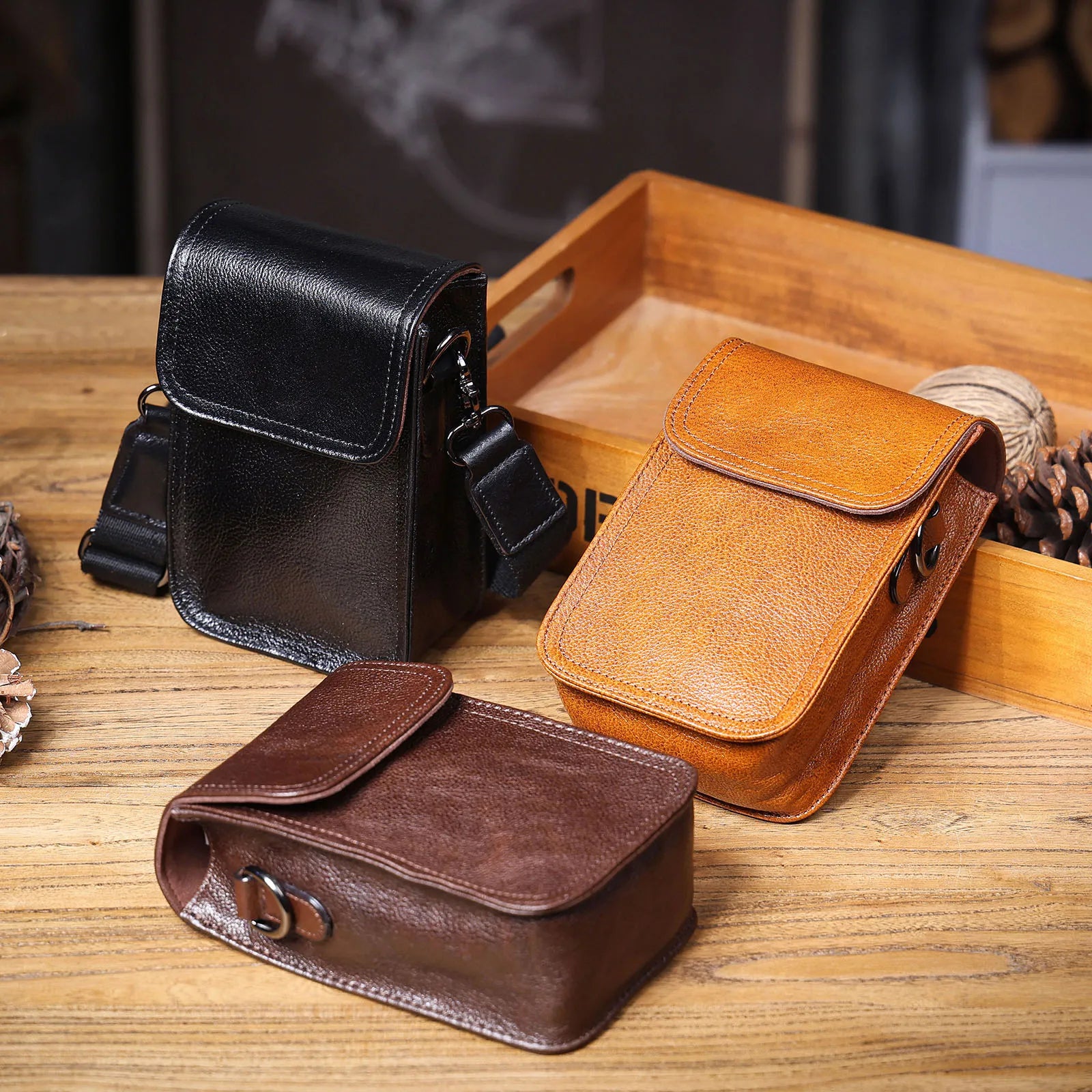 Genuine Leather Men's Shoulder Bag – Vintage Style Crossbody Phone Pouch - Scraften