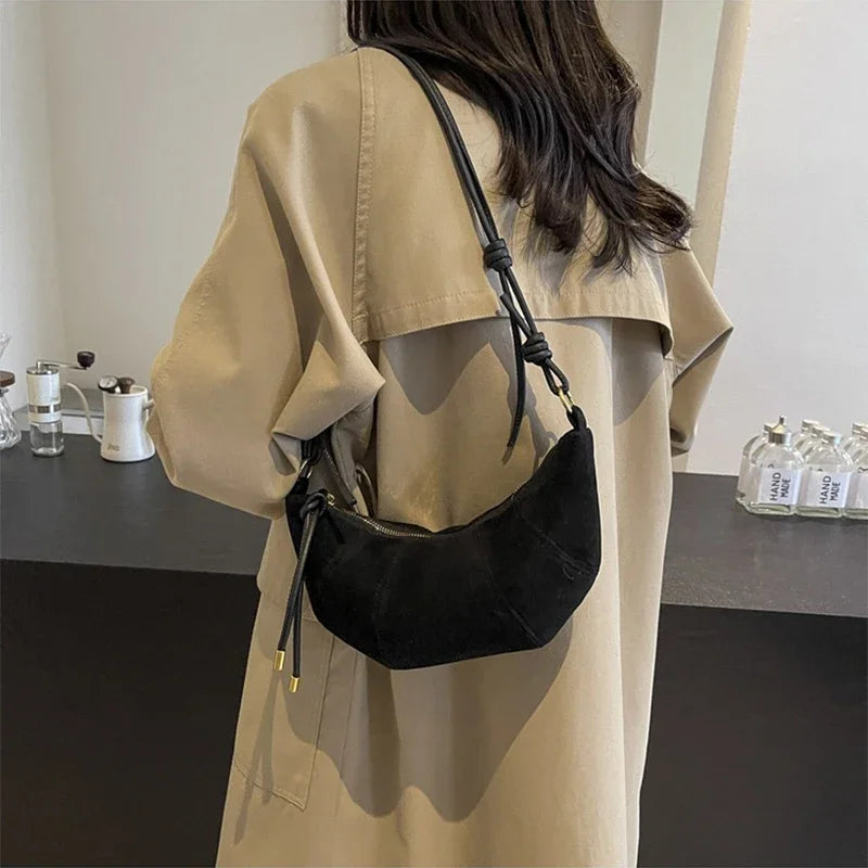 Dumpling-shaped Croissant Shoulder Bag - Texture Versatile Velvet Zipper Handbag