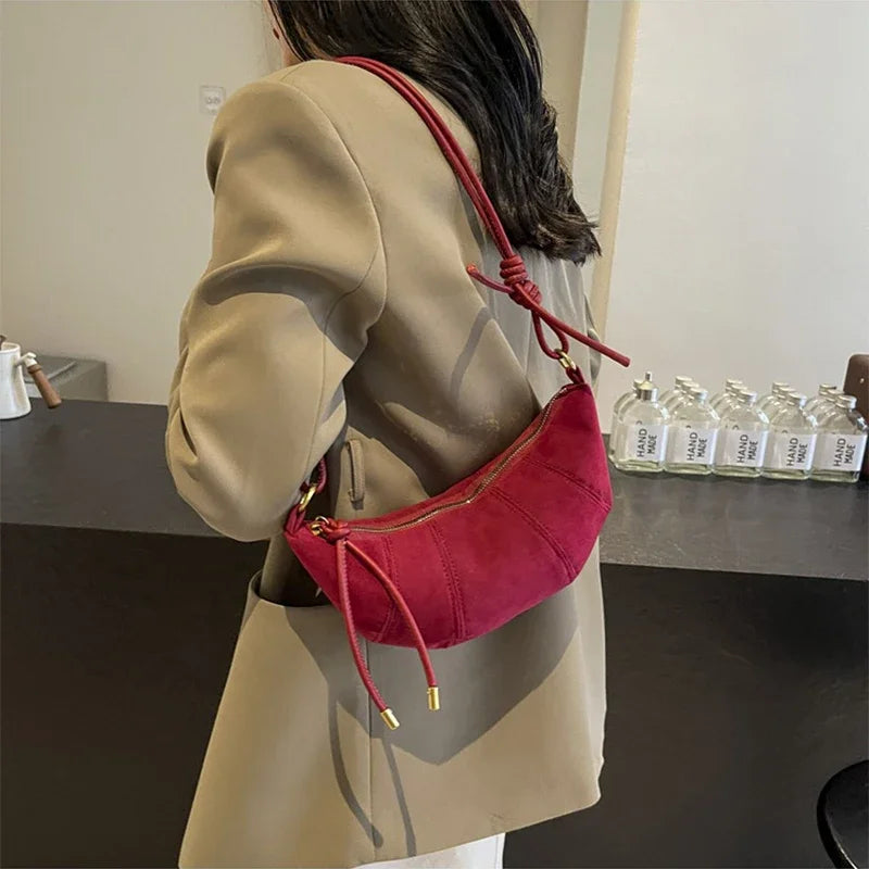 Dumpling-shaped Croissant Shoulder Bag - Texture Versatile Velvet Zipper Handbag