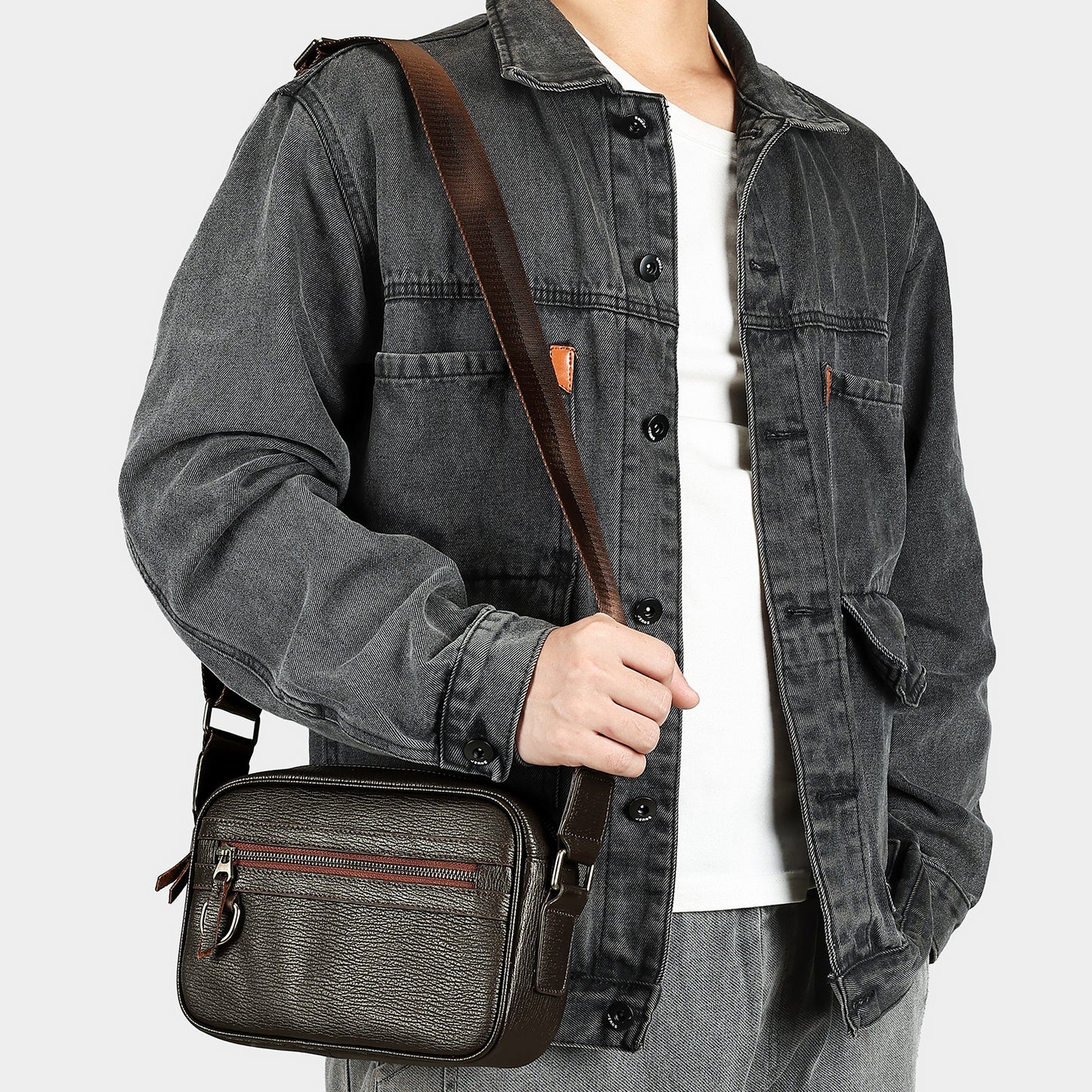 Genuine Leather Men's Crossbody Bag  Luxury Cowhide Fashion Bag