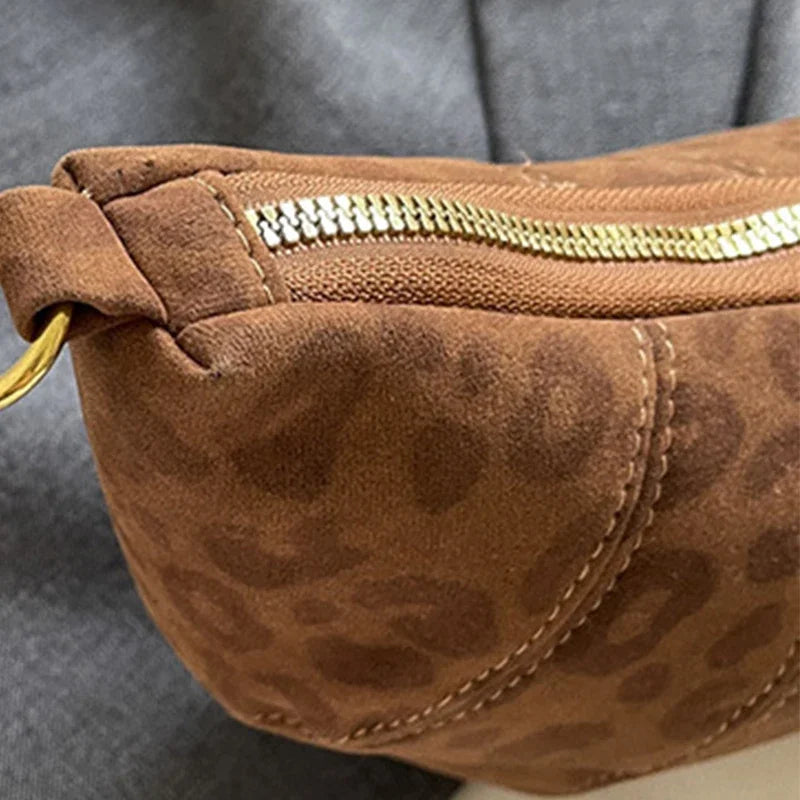 Dumpling-shaped Croissant Shoulder Bag - Texture Versatile Velvet Zipper Handbag