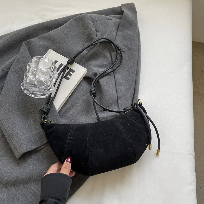 Dumpling-shaped Croissant Shoulder Bag - Texture Versatile Velvet Zipper Handbag