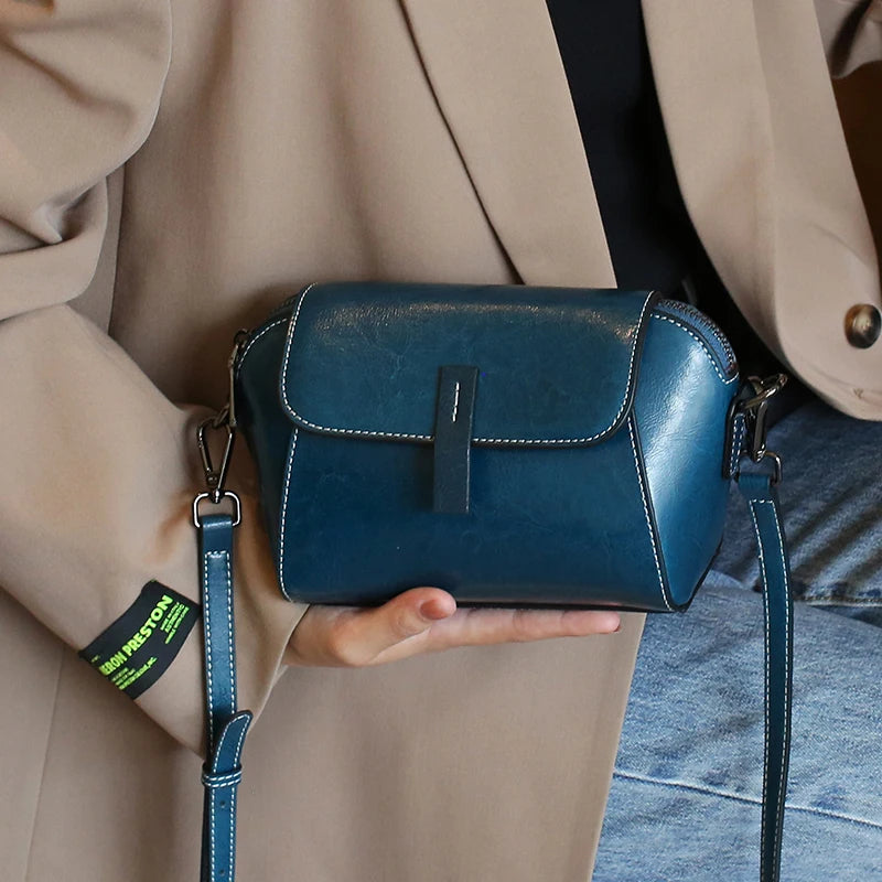 Oil Wax Cowhide Leather Crossbody Bag - Fashionable Versatile Shoulder Shell Handbag